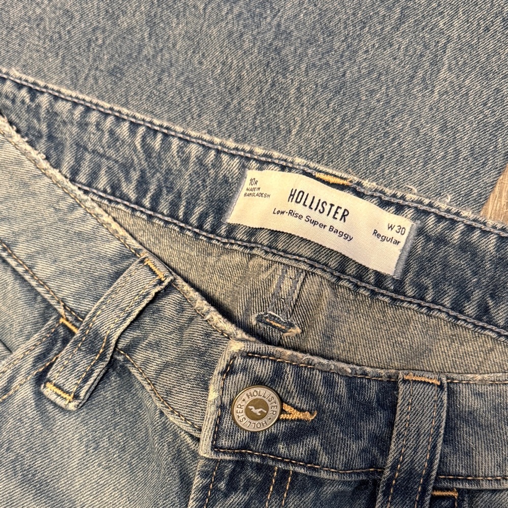 Hollister Classic Blue Denim Jeans